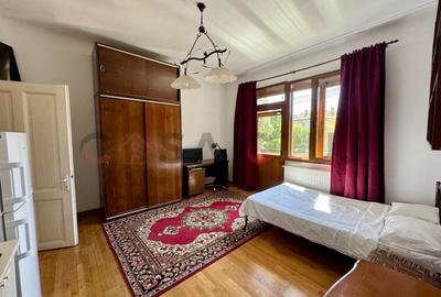 Apartament în vilă, zonă centrală, parcare - 2