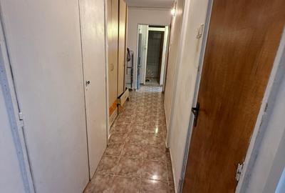 3 Camere Et.1/4 An constructie 1984 Zona Apusului - Metrou Gorjului - 7