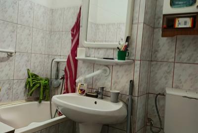 Apartament decomandat cu 3 camere, zona Tribunal - 5