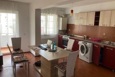 Apartament 2 camere 52 mp,etaj 1 din 3,parcare zona Terra Floresti - 1