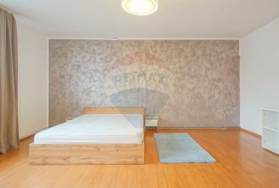 COMISION 0 | Apartament 4 camere + Curte | Zona Tractorul - 23