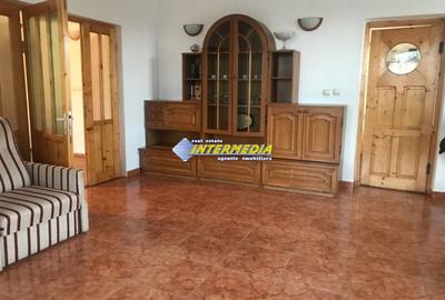 Casa de inchiriat 5 camere Cetate Alba Iulia - 9