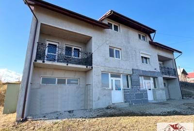 Casa de vanzare in Teius - 2