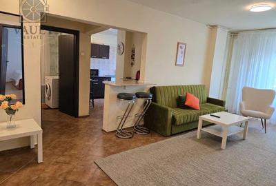 Apartament cu 2 camere decomandat, mobilat în Decebal