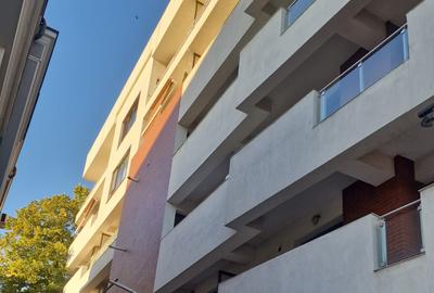 ASE -  Romana - Dorobanti -  nou - 2 camere - mobilat modern - centrala termica - 7