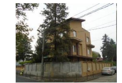 Vanzare la licitatie - Casa+teren Sector 6, Bucuresti-la pret de ap. cu 3 camere - 1