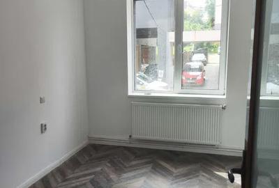 Spatiu in Vila de inchiriat , zona Centrala , 300 mp, 7 Parcari - 3