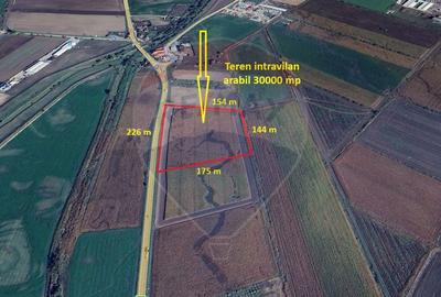 Teren agricol intravilan de 30000 mp, în Nord