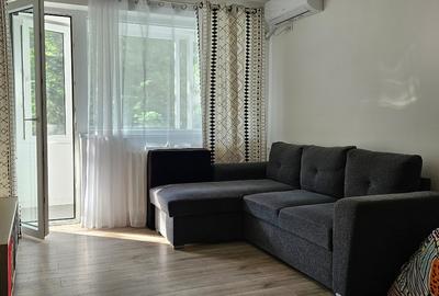 Apartament cu 2 camere decomandat, mobilat în Berceni