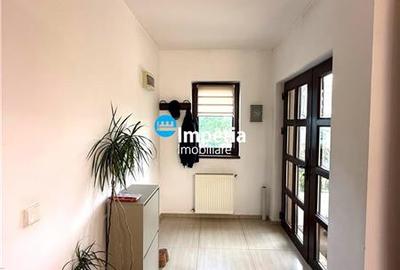 Vila 5 cam, garaj, 560 teren, str Noua Horpaz - 12