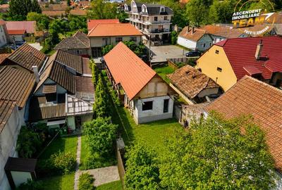 Casa cu potential,  acces la/ din 2 strazi,  512 mp teren,  Sfantu Gheorghe - 12