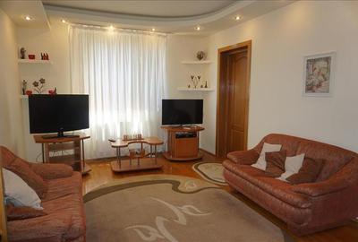 Apartament cu 3 camere langa Scoala Nr.2