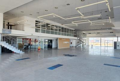 Showroom auto suprafata 6500 mp, teren 1500 mp, deschidere 90 ml la DN 1. - 8