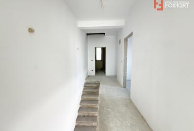 Duplex 4 camere situat la drum asfaltat, in Sacalaz - 27