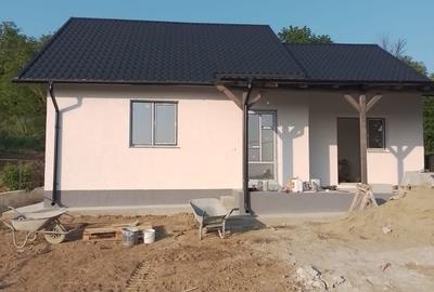 Casa locatie minunata,,, - 1