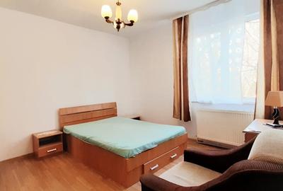 Apartament cu 2 camere decomandat, mobilat în Primăverii