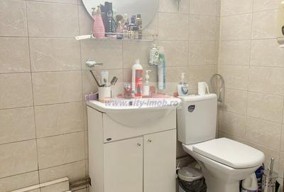 Vanzare apartament 3 camere  in Vila Parter Inalt Busteni Prahova - 7
