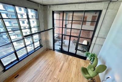 BRICKLOFTS Luxury Industrial LOFT Office - 10