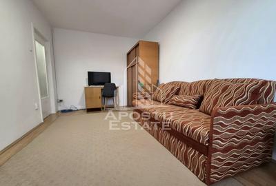 Apartament cu o camera,zona Micalaca - 1