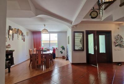 Splaiul Unirii - Calea Vitan- Mihai Bravu - Vila moderna - 330 mp, P+1E+M, garaj - 40