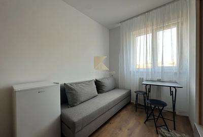 Camera cu baie, renovata complet, etaj 3,. Serii 2, prima inchiriere - 3