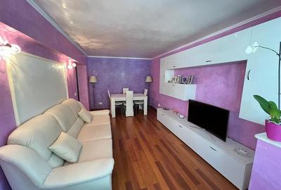 Apartament cu 3 camere decomandat, mobilat în Central