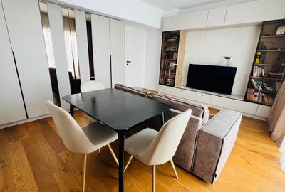 Apartament cu 3 camere semidecomandat în Cotroceni