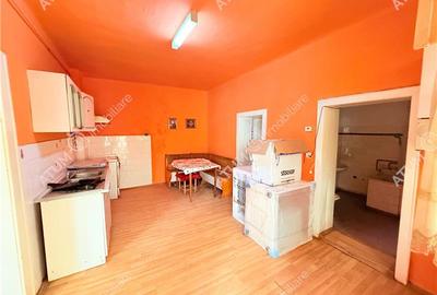 Casa individuala cu 3 camere de vanzare in Lazaret - 8