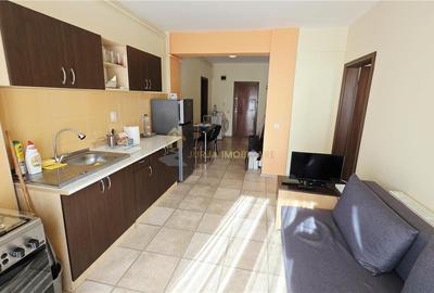 Apartament cu 2 camere semidecomandat, mobilat în Bună Ziua