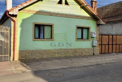 Casa la tara, Apoldul de Sus, 4 camere dormitoare, anexe, pivnita, teren 1200 mp - 2