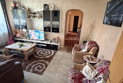Tomis Nord(Parc Tabacarie)- 4 camere, 88mp , 2 grupuri sanitare- 140.000euro - 1