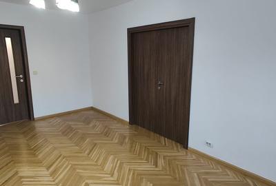 Apartament 3 camere renovat , decomandat Dorobanti - 2