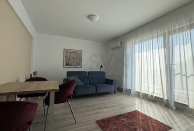 Apartament cu 3 camere decomandat, mobilat în Sisești