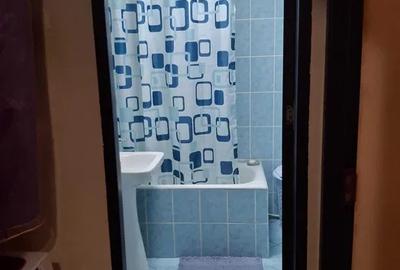 Apartament de 2 camere decomandat, etaj 2/4, zona Dacia - 5