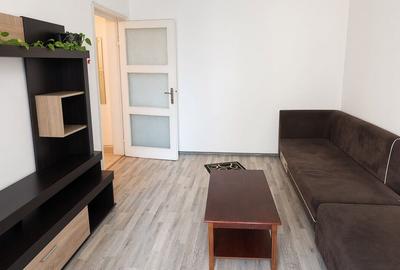 Apartament cu 2 camere decomandat, mobilat în Barbu Văcărescu