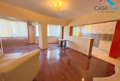 Apartament cu 3 camere decomandat în Ștefan cel Mare