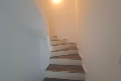 ​Vilă modernă de mijloc, finalizată la cheie | P+E+M | Curte proprie 130 mp - 16