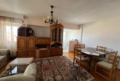 De vanzare Apartament 3 camere, zona Centru. - 3