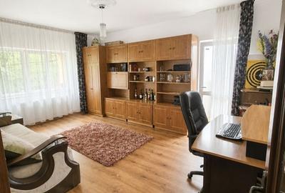 Apartament cu 2 camere decomandat în Răcădău