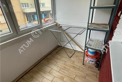 Apartament 2 camere decamondate balcon etaj 1 in zona centrala Sibiu - 12