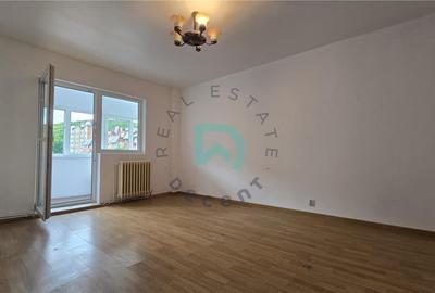 Apartament cu 2 camere decomandat în Răcădău