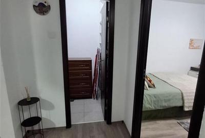 Apartament 3 camere decomandat balcon pivnita zona Vasile Aaron - 16