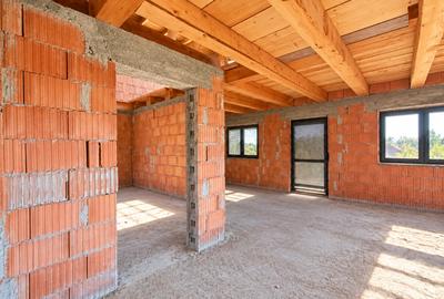 Casă P+M intabulată, utilitati 911 mp teren, Vulcan – Zona Lacuri , 0% comision - 10