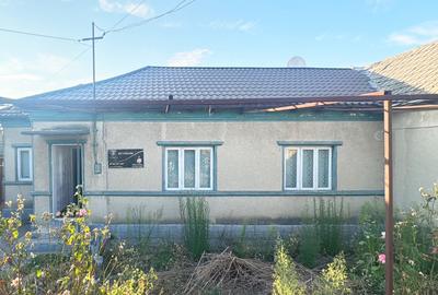 Casă individuală cu 5 camere în Ovidiu