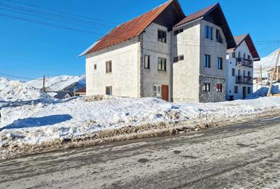 Casa de Vacanta Duplex P+1 , Statiunea Turistica Ranca, oras Novaci - 4