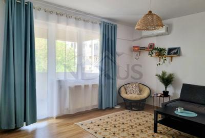 Apartament cu 2 camere decomandat, mobilat în Sud