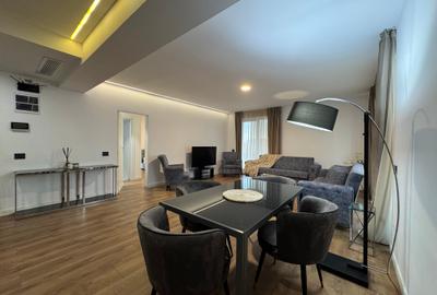 Apartament cu 3 camere decomandat, mobilat în Iancu Nicolae