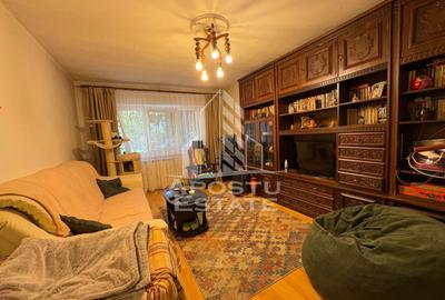 Apartament cu 2 camere decomandat în Complex Studențesc