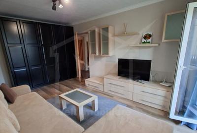 Apartament cu 3 camere decomandat, mobilat în Zorilor