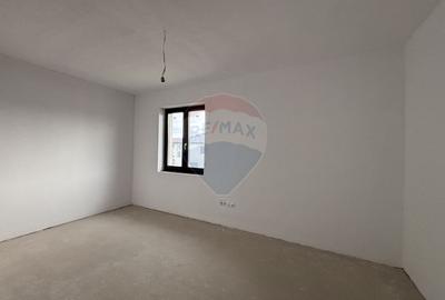 Casă / Vilă cu 4 camere de vânzare - 16